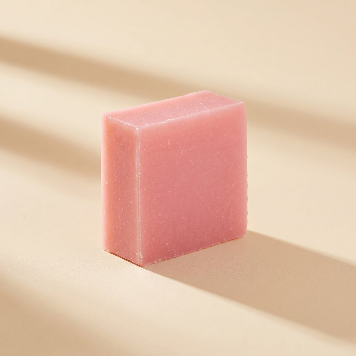 Nature Cosmétique Rasierseife Rose Silk ohne Verpackung