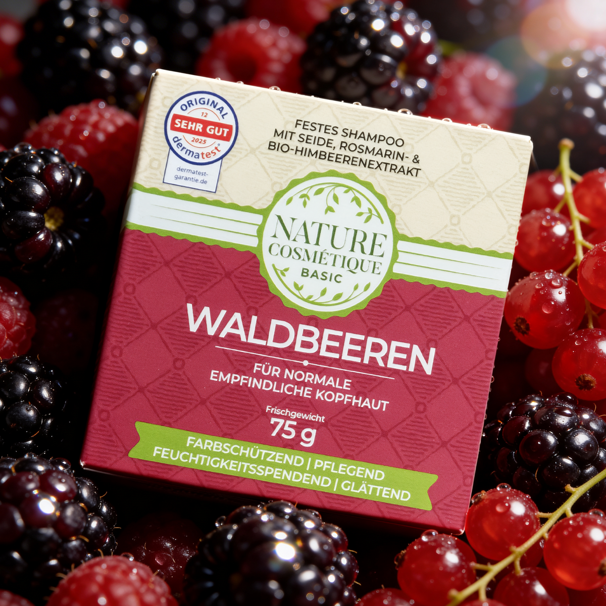 Nature Cosmétique Festes Shampoo Waldbeeren auf Beeren
