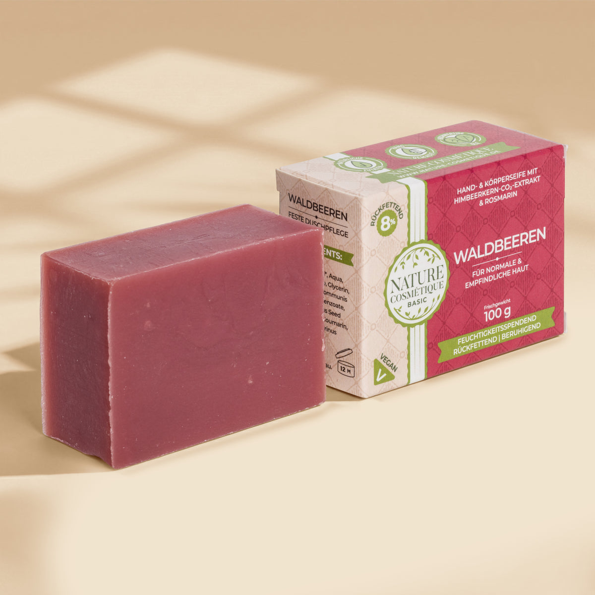 Nature Cosmétique Hand- und Körperseife Waldbeeren ohne und mit Verpackung