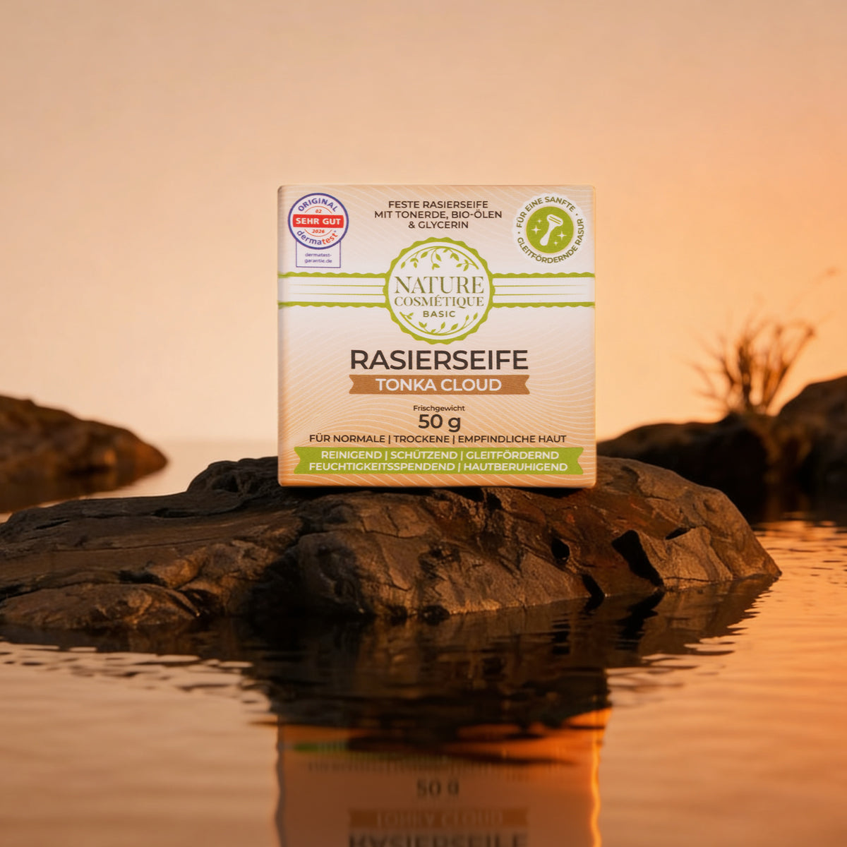 Nature Cosmétique Rasierseife Tonka Cloud auf Stein